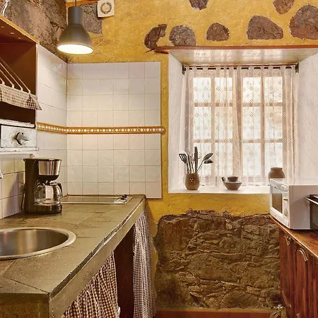 Charming In Palmas De Gran Canaria With Private Pool *