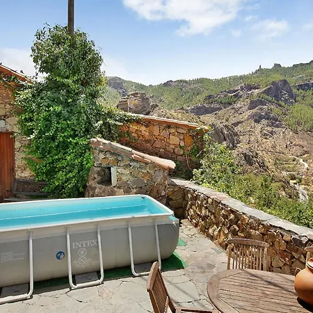 Charming In Palmas De Gran Canaria With Private Pool Lodge *