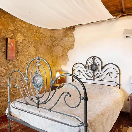 Lodge Charming In Palmas De Gran Canaria With Private Pool Las Palmas de Gran Canaria